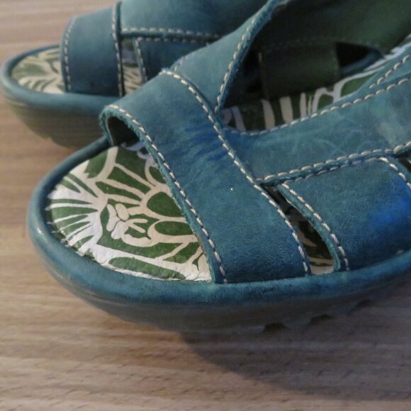 FLY LONDON Leather Yisa Wedge Sandals in Forest Green Sz US 6-6.5 / EU 38 - Picture 3 of 13